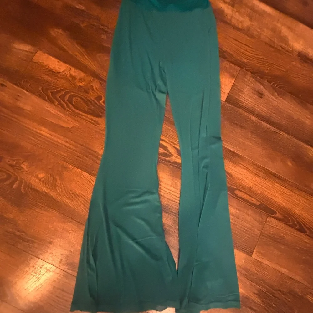 ⭐️ Teal Sheer Mesh Flare Pants Lined Festival Western Boho XS NWT - Picture 4 of 9